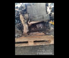 Motore PER RICAMBI mercedes ML meno volano codice
