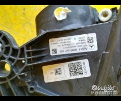 MERCEDES W205 Classe C Porta posteriore destra