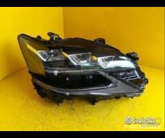 Il faro anteriore destra lexus gs full led3