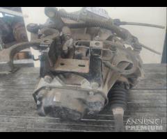 Cambio Volkswagen Polo (9N) 1.2 16v 64cv/47kw 2001