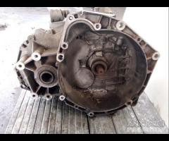 Cambio Saab 9-3 2serie 1.9d 6marce 2006 (55350375-