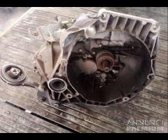 Cambio Fiat 500 1.3mtj (55246215)pos N4