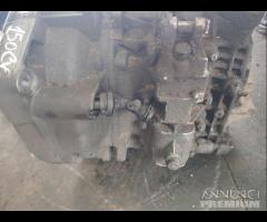 Cambio Alfa Romeo Giulietta 2.0jtdm 2011 103kw 552 - 6