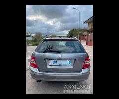MERCEDES Classe C 200 - 2010 - 18