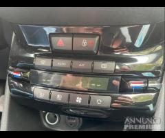 Peugeot 208 1.6 | 75cv - 2016 allure - 10