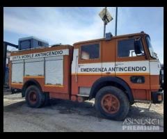 Autocarro antincendio om 160 - 10