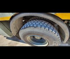 Autocarro iveco 190-26 trasporto animali - 14