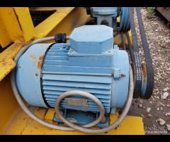 ALIMENTATORE A PIASTRE IN FERRO - 8