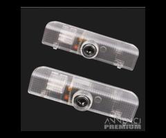 LUCI LED PROIETTORI LOGO Nissan PORTIERE Kit Luci