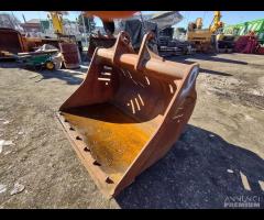 BENNA PER ESCAVATORE DA 1.60 MT. COD.9