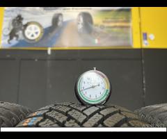 4 Gomme 185/65 R15 Continental invernali95%residui