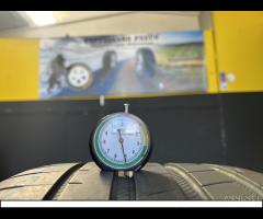 2 Gomme 275/35 R19 Goodyear estive RFT 80% residui