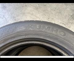 2 Gomme 235/60 R18 Kumho M+S 90% residui del 2022