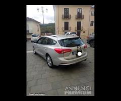 Ford Focus 4serie - 13