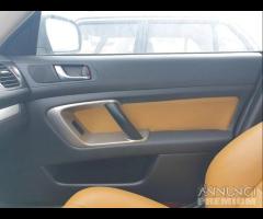 Subaru Legacy Outback 2007 Demolita - NO MOTORE - 26