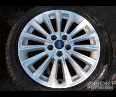 Cerchi e gomme ford c-max 215/50/17
