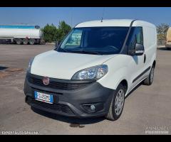 FIAT DOBLO 1.4 T-JET METANO SOLO 15.000 KM PERFETT