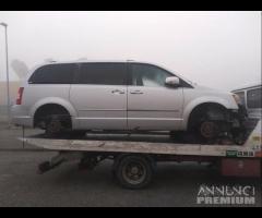 Chrysler Voyager 2009 2.8 Demolita - Per Ricambi - 6