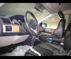 Chrysler Voyager 2009 2.8 Demolita - Per Ricambi - 8