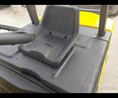Carrello elevatore muletto Komatsu di 25 Q.li - 11