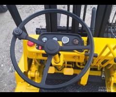 Carrello elevatore muletto Komatsu di 25 Q.li - 19