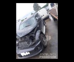 Dodge Nitro 2.8 CRD Demolito - Per Ricambi