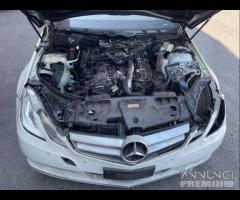 Mercedes E W212 Cabrio Demolita - Per Ricambi - 8
