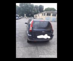 Ford Fusion 2005 1.4 TD Demolita - Per Ricambi
