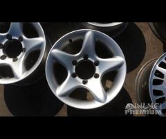 Cerchi In Lega Da 16" Per Opel Frontera