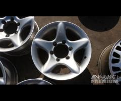 Cerchi In Lega Da 16" Per Opel Frontera