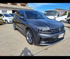 Volkswagen Tiguan 2.0 TDI SCR DSG Sport BlueMotion