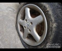 Audi 80 Berlina Demolita - Per Ricambi - 7