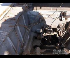 Peugeot 404 Demolita - Per Ricambi - 22