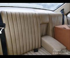 Mercedes W123 Berlina Demolita - Per Ricambi - 9