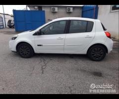 Renault clio 5 p-1.2 gpl-full-2011 - 7