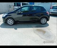 Peugeot 208 5p-1.4 hdi-full-2013 - 9