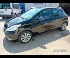 Peugeot 208 5p-1.4 hdi-full-2013 - 14