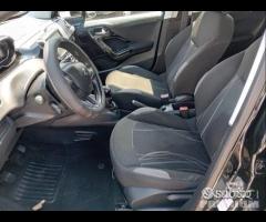 Peugeot 208 5p-1.4 hdi-full-2013 - 19
