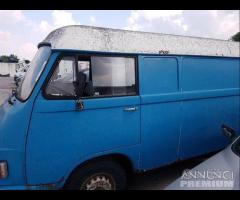 Furgone Mercedes 406D Demolito - Per Ricambi