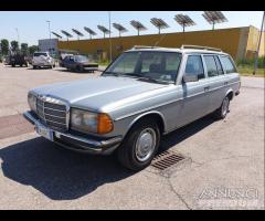 Mercedes W123 200T 1987 Restaurata