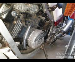 Honda V - Four 750 - VF750F Demolita - Per Ricambi - 7