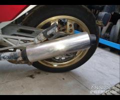 Honda V - Four 750 - VF750F Demolita - Per Ricambi - 11