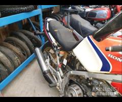 Honda V - Four 750 - VF750F Demolita - Per Ricambi - 25
