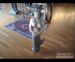 Statuetta Bassa Raffigurante Una Sirena
