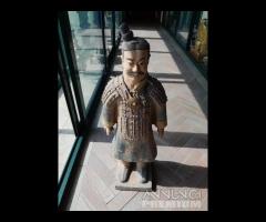 Statuetta Raffigurante Un Guerriero Ming