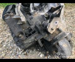 Cambio marce Manuale per Opel Zafira dal 2005 1.9 - 6