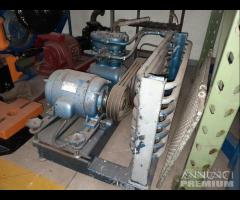 Compressore A Cinghie Storico - Antico
