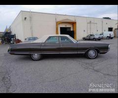 Chrysler New Yorker V8 1972 - 9