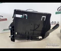 Supporto modulo ecu porta fusibili vw polo