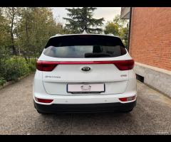 Kia Sportage 1.7 CRDI 2WD Class STYLE PACK NAVI - 6